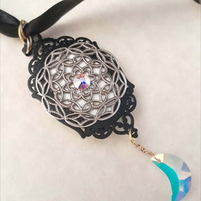 Magical Crow Cabochon Necklace