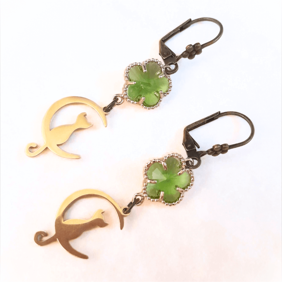 Cat Moon Green Earrings