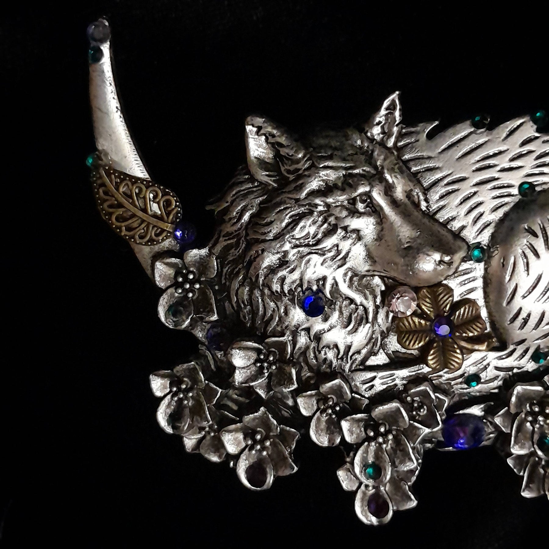 Purple Crystal Hairclip Wolf Barrette