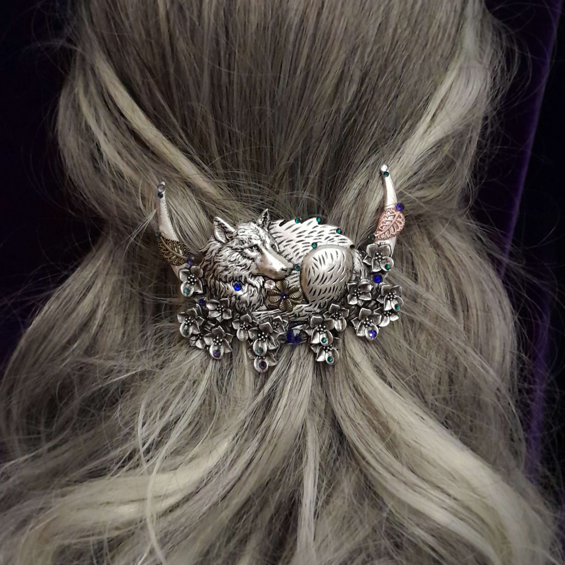 Purple Crystal Hairclip Wolf Barrette